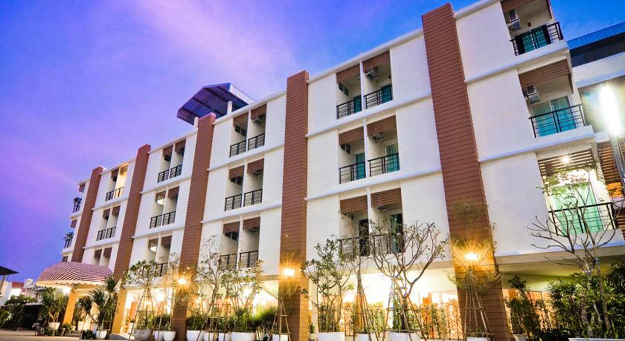 Boonsiri Boutique Hotel Sisaket Екстер'єр фото